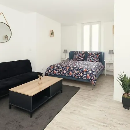 La Résidence Jeanne D'arc 1 , - France